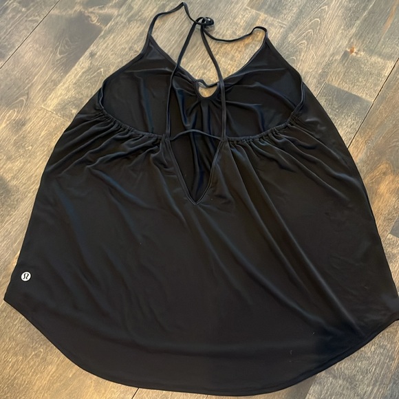 Lululemon size 8 tank top - Picture 4 of 4